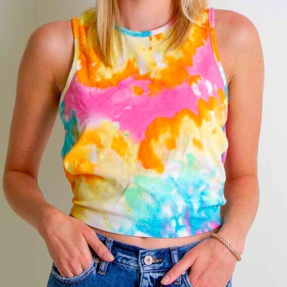 🌸HP🌸 Poof Cropped Tank - Picture 1 of 6